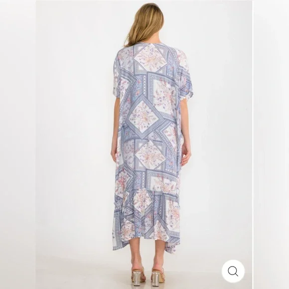 124. Bohemian Short Sleeve Ruffle Bottom Hem Kimono - Picture 4 of 4